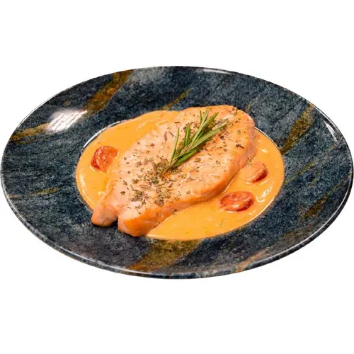 File de somon în sos Tom-Yum